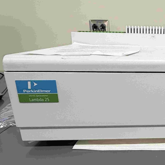 PerkinElmer Lambda 25